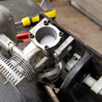 micro mold lark 2 25   engine  main drive before cleanup