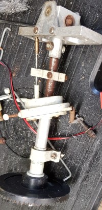 micro mold lark 2 25   main rotor drive and swashplate